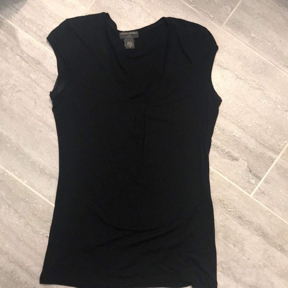 Banana republic t shirt